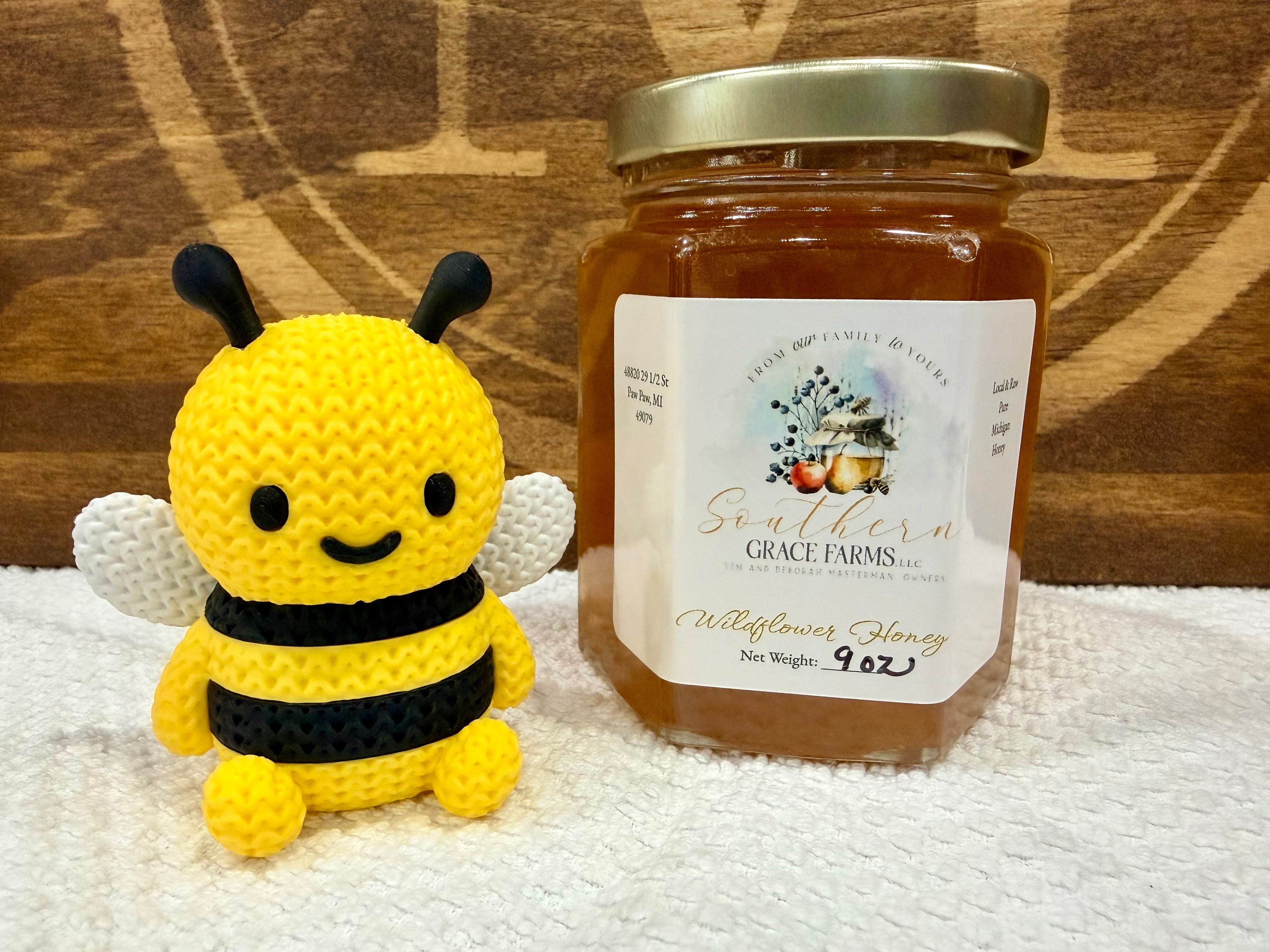 Pure, Raw, and Unfiltered Michigan Wildflower Honey - 9 oz Net Weight Jar