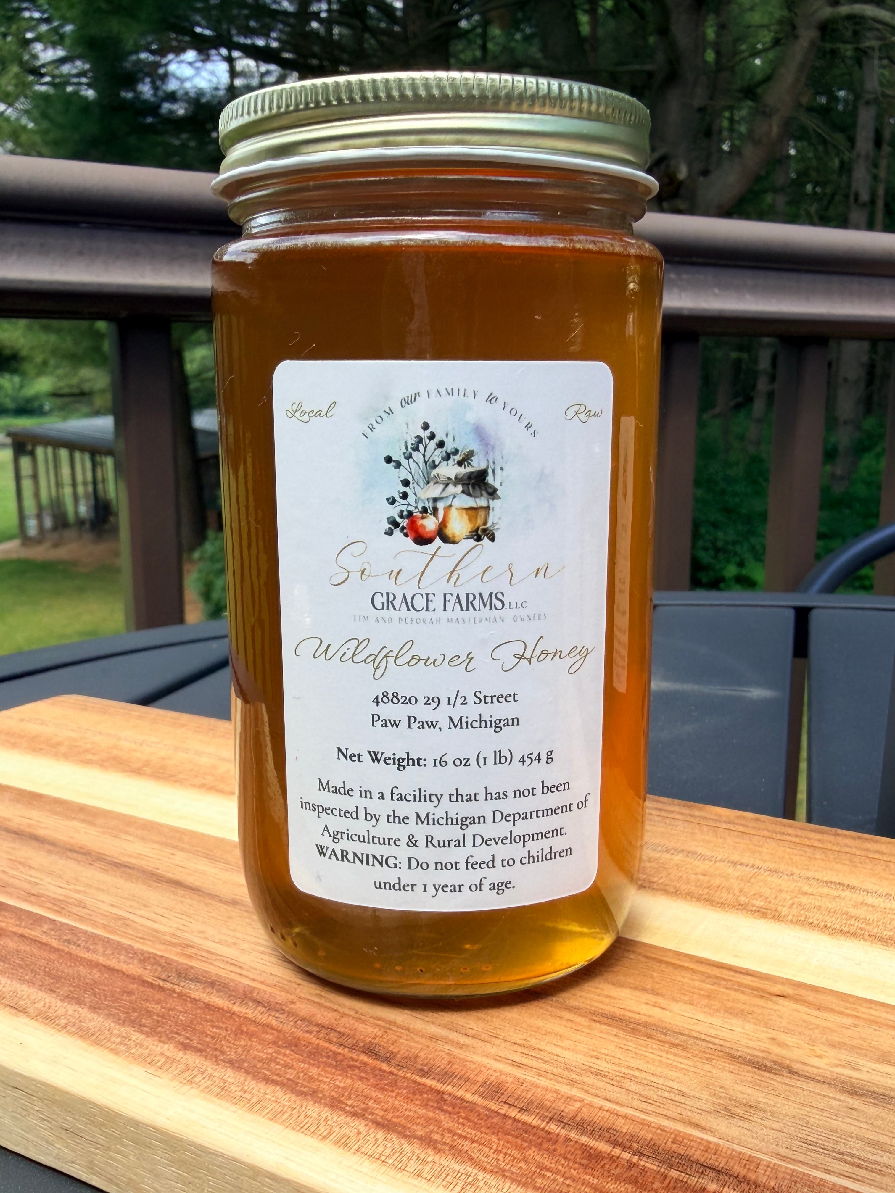 Pure, Raw, and Unfiltered Michigan Wildflower Honey - 1 lb (16 oz Net Weight) Jar